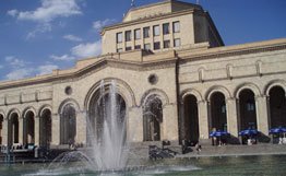 Армения отмечает 144-летие национального героя Андраника Озаняна
